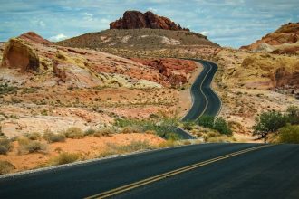 Desert Driving 101: Why This Specific Stretch of the US-95 is a Death Trap