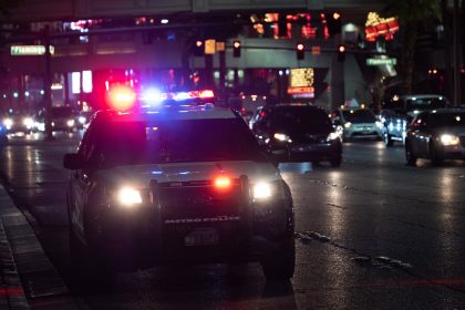 Police: Man killed, woman injured in northwest Las Vegas shooting