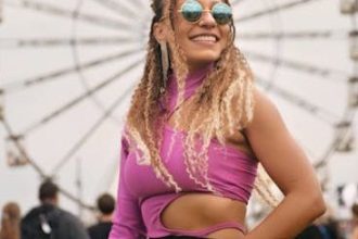 10 How to Master Coachella Without Losing Your Mind