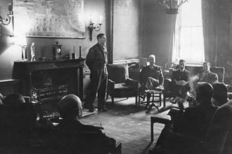 7 Historical Events That Almost Had a Different Ending