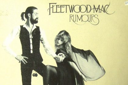 11 Albums That Sound Completely Different When You Listen With Headphones