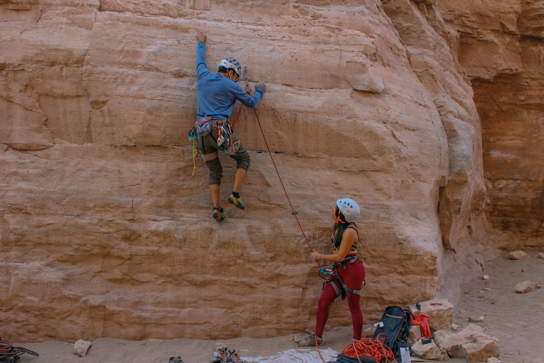 Climbers at Red Rock, family of 4 at Valley of Fire rescued in separate missions