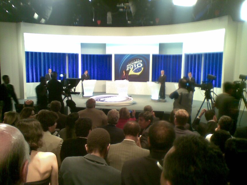 EDITORIAL: Tuning out as politicians wallow in the gutter