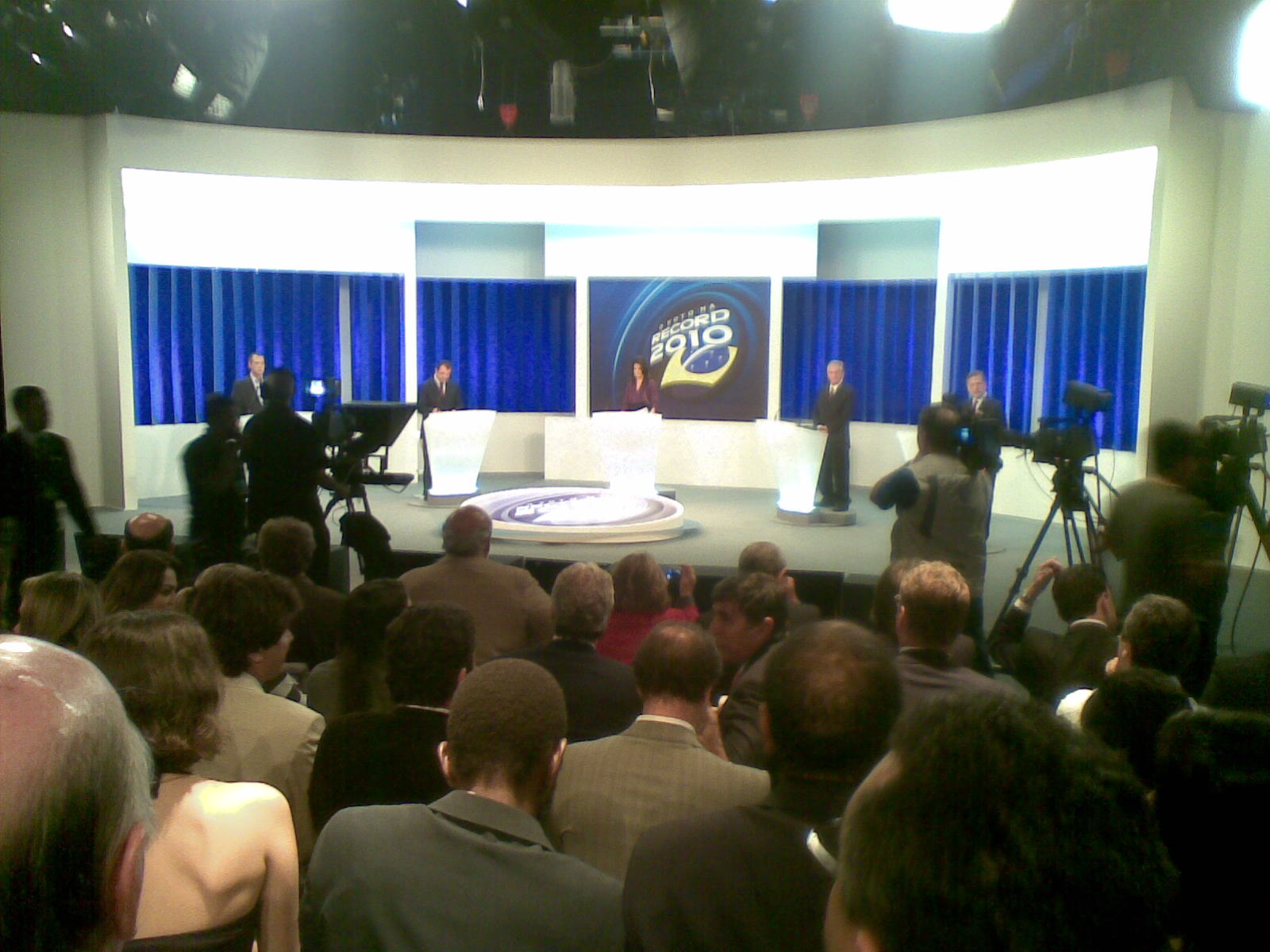 EDITORIAL: Tuning out as politicians wallow in the gutter