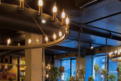 Starbucks unveils new design with cozier coffeehouse vibes