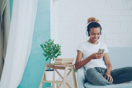 A third of young adults in Nevada live with their parents, a new study shows