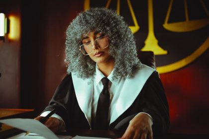 Las Vegas officer accused of stalking faces judge