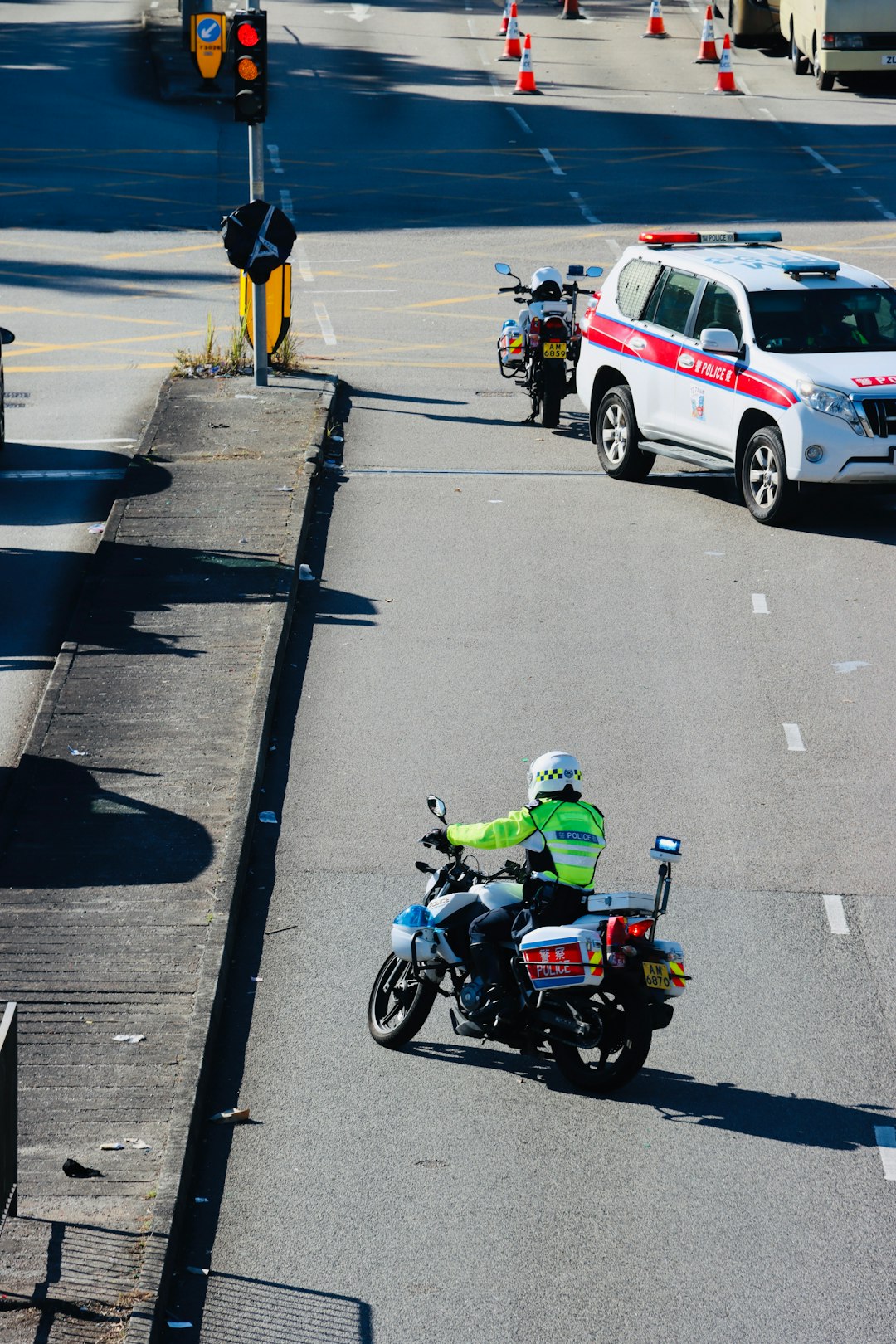 Henderson police officer hurt in south Las Vegas Valley motorcycle crash