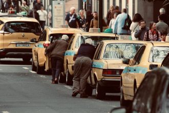 The "Long-Haul" Scam: How to Spot Taxis Taking You the Long Way