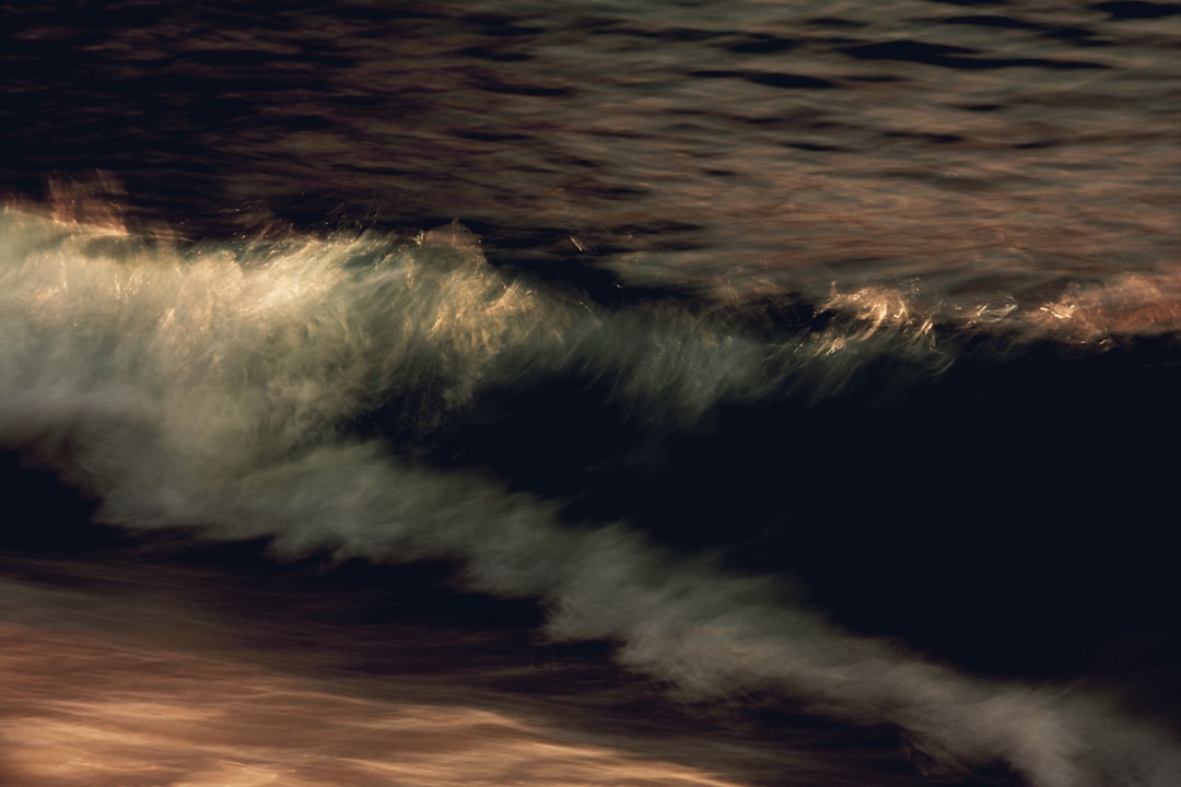 Belgian darkwave duo Ultra Sunn plays the new Bizarre Bar