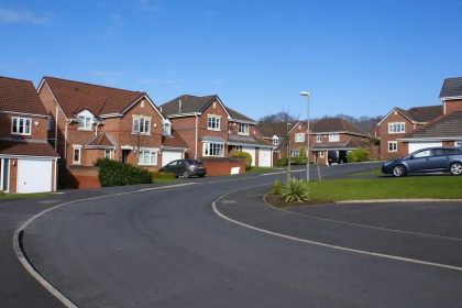 Green Valley vs. Seven Hills: Which Henderson Master-Plan Wins for Families?