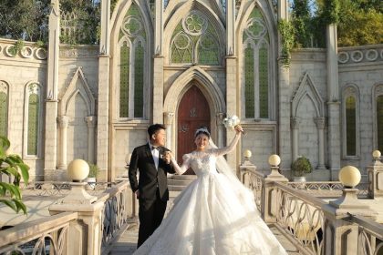 Vegas Wedding Fever: Why Cancers and Libras Are Most Likely to Elope at a Local Chapel