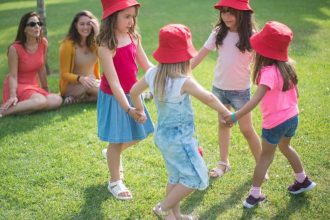 The Real 5 Stories Behind Nursery Rhymes You Grew Up With