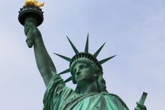 10 Hidden Meanings in Famous Statues You Probably Walked Right Past