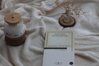 The 10 Prologues That Made You Need to Keep Reading