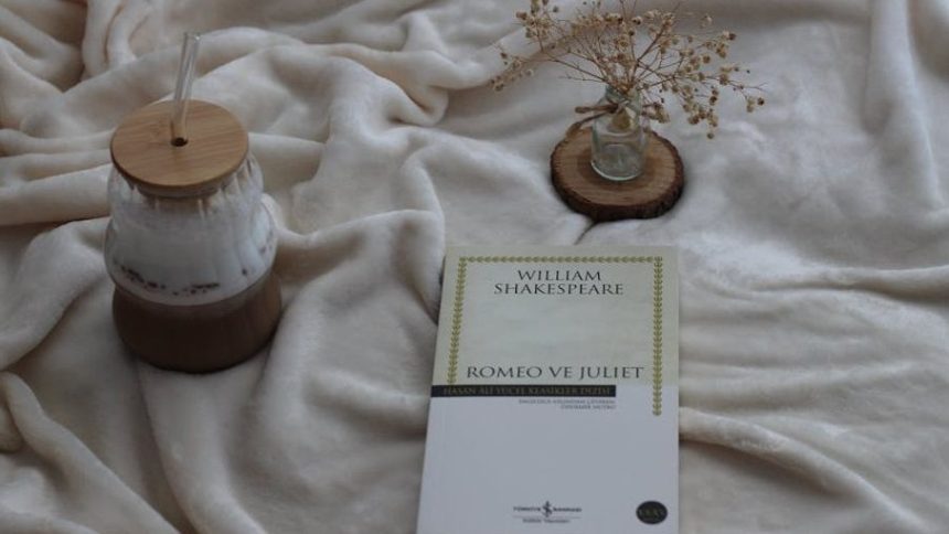 The 10 Prologues That Made You Need to Keep Reading