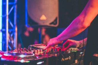 7 Industry Changes Fans Say Ruined Music