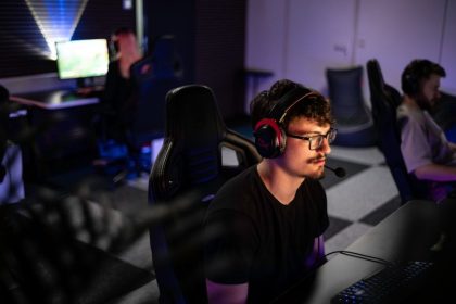 5 Things Casual Gamers Do That Pros Don't