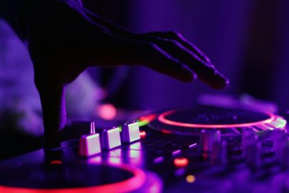 7 Industry Changes Fans Say Ruined Music