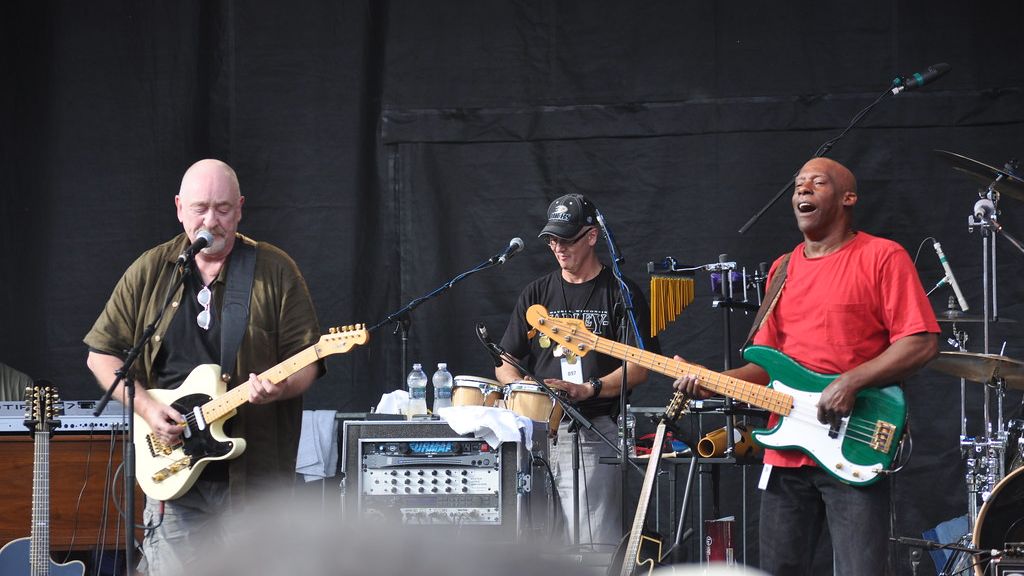 Nevada rock star, co-founder of Traffic, dies at 79