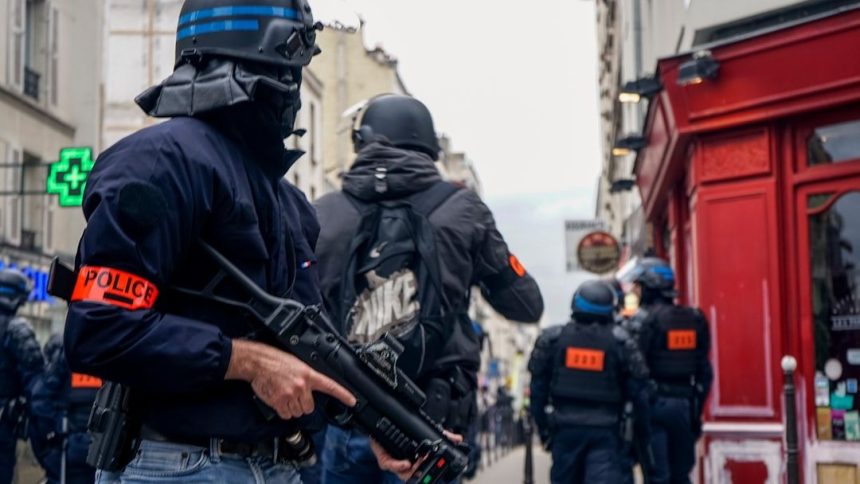 The daring raid that led to 35 members of mafia members arrested for drug trafficking