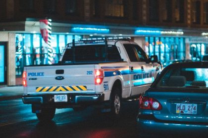 Baldwin Park chase ends after pickup truck driver spins out of control, gets tackled by officers