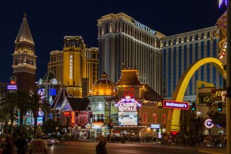 The Digital Nomad's Guide to Las Vegas: Best Neighborhoods for Remote Work Life