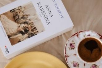 10 Literary Characters Who Would Be Social Media Icons Today