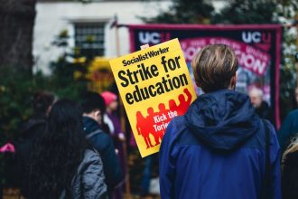 Talks resume in Little Lake City School District teacher strike as new superintendent steps in