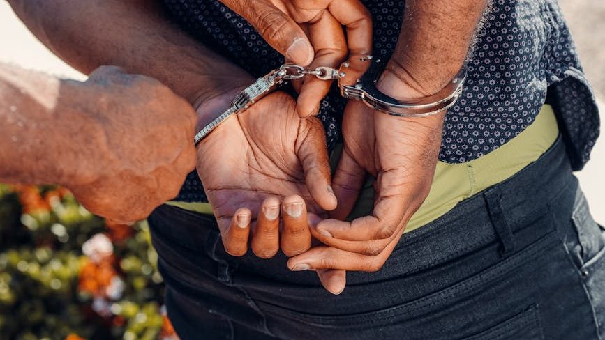 Clovis Police arrest 2 Fresno suspects in mail theft case