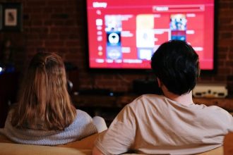 17 Things Audiences Look for in Shows but Don't Admit