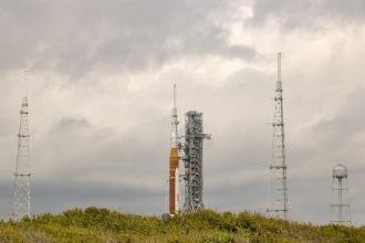 Core rocket for upcoming Artemis III mission arrives at Kennedy Space Center