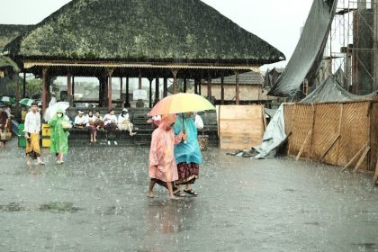 Heatwave relief for Odisha: IMD predicts Kalbaisakhi rain and thunderstorms for 3 days