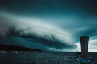 Explore the photography with Christophe Suarez, a passionate storm chaser dedicated to capturing nature’s fury.