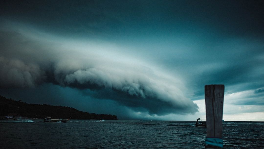 Explore the photography with Christophe Suarez, a passionate storm chaser dedicated to capturing nature’s fury.