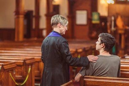A Hospice Chaplain Reveals the One Thing You Should Do Before You Die