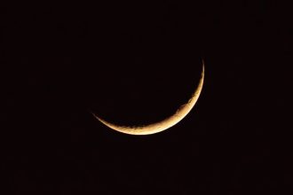 May’s Taurus New Moon Is a Supermoon-Sized Wake-Up Call to Simplify Your Life