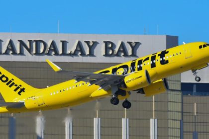 Spirit Airlines shuts down after failing to secure government bailout