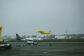 Spirit Airlines ceases operations, impacting Las Vegas travelers