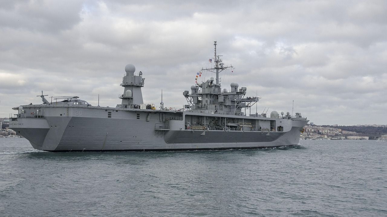 Iran threatens ships that take up U.S. offer on Strait of Hormuz transit