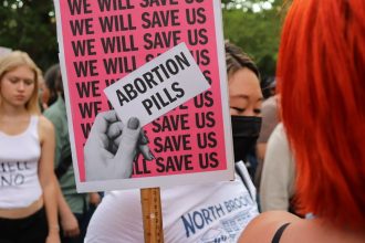Supreme Court Temporarily Restores Access to Abortion Pill by Mail