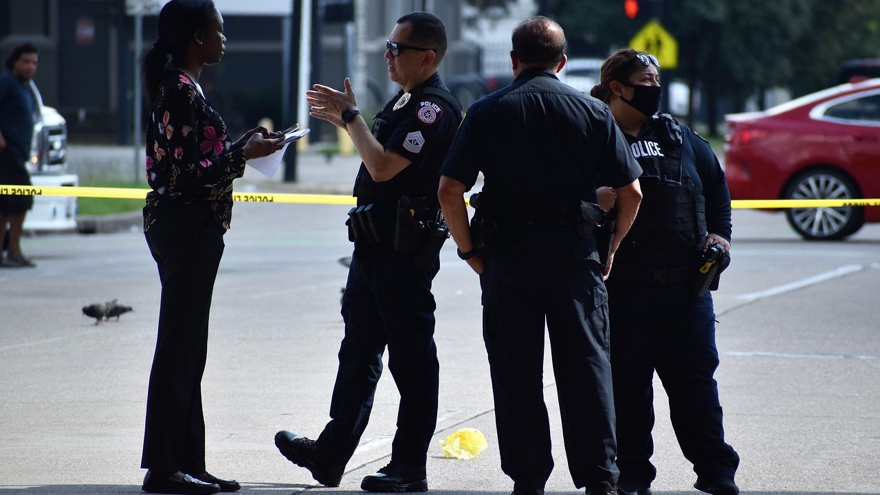 Alton man charged in Salu Park shooting