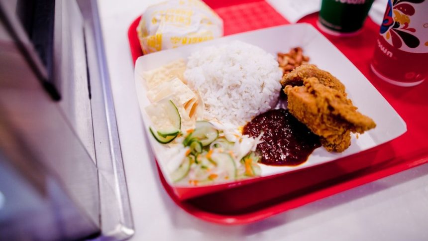 Delta dropping complimentary food, drink service on select flights
