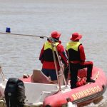 Deputies rescue drifting boater in Tampa Bay