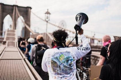 Florida man faces charges after ending multiday protest atop DC’s Frederick Douglass bridge