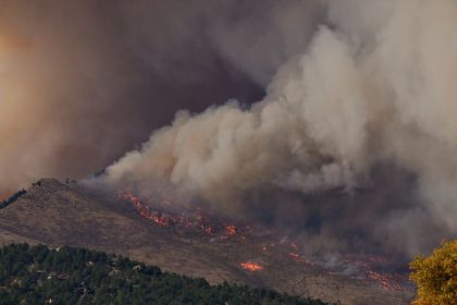 Colorado warns of severe fire risk in southwestern states. It may be difficult to share resources