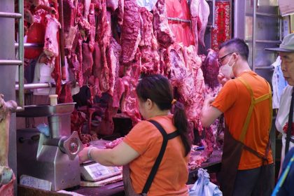 Faster Slaughterhouse Line Speeds Are Increasingly a Climate Problem