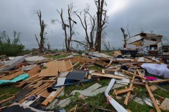 Tornadoes in Mississippi Damage More Than 1,000 Buildings