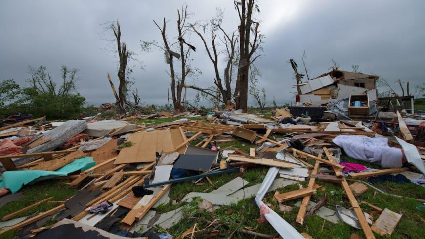 Mississippi Storm Injures at Least 17 and Damages More Than 1,000 Buildings