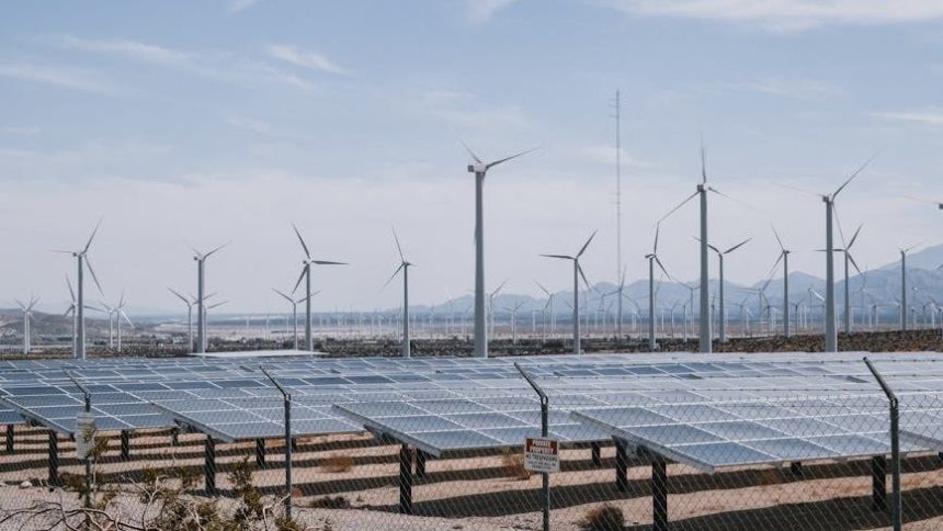 Analysis: Wind and solar have saved UK from gas imports worth £1.7bn since Iran war began